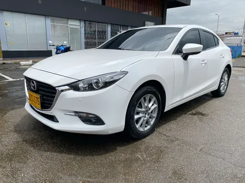 Mazda 3 2.0 Touring