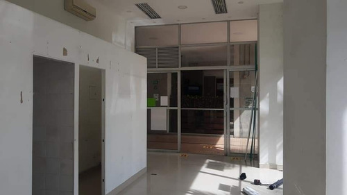 Imagen 8 de 15 de Venta De Local Comercial En Niquia Panamericano Bello
