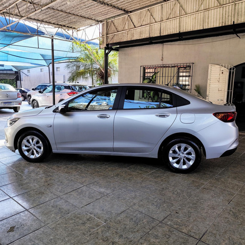 Chevrolet Onix ONIX SEDAN PLUS LT 1.0 12V FLEX 4P MEC.
