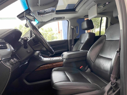 Imagen 8 de 14 de Chevrolet Suburban Ltz