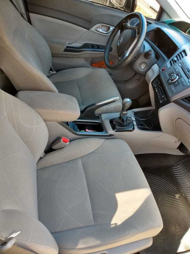 Imagen 7 de 9 de Honda Civic 2014 1.8 Lxs Mt 140cv