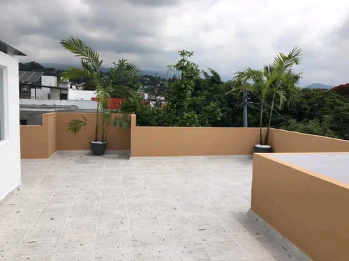 Moderna Casa Con Roofgarden En Privada Cerca Del Colegio Mor