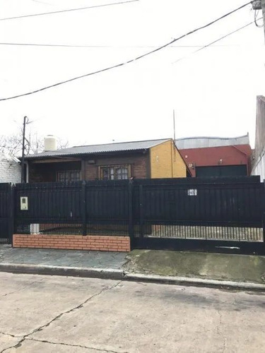 Casa En Venta En Temperley