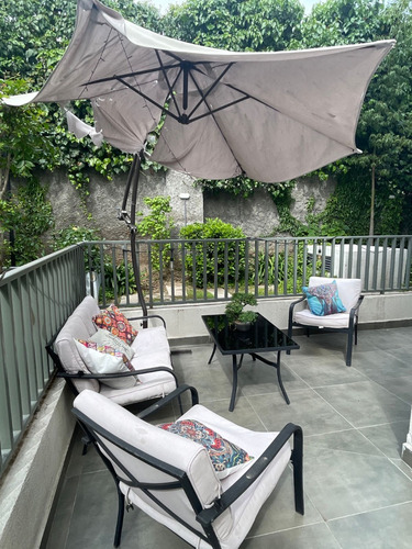 Arriendo 2d+2b+e Con Patio En Plaza Ñuñoa, Cercano Metro