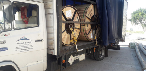 Imagen 7 de 10 de Fletes Camion Pala Hidráulica. Camiones Chasis De 14 Pallets
