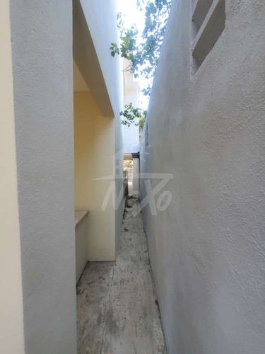 Imagen 14 de 27 de Amplia Casa En Venta. Gurabo (jpc-225)