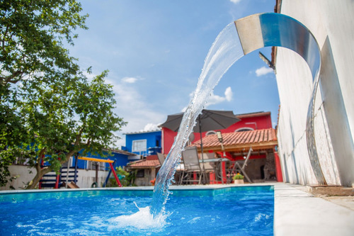 Casa De Temporada Com Piscina E Playground, Próximo À Praia
