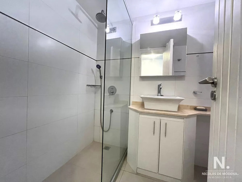 En Venta, Apartamento Ideal De 2 Dormitorios En Suite En La Barra
