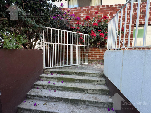Casa Sola De Dos Niveles En Venta, En Privada Con Vigilancia En Lomas Tetela, Cuernavaca Morelos