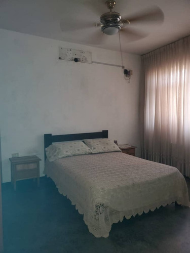 Imagen 3 de 14 de Vendo Casa Con Local Comercial