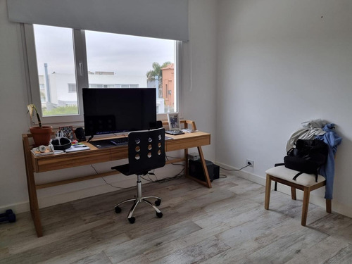 Imagen 15 de 29 de Retasada! Excelente Casa En Venta En Nordelta! Muy Buena Ubicacion, Calidad Premium!!
