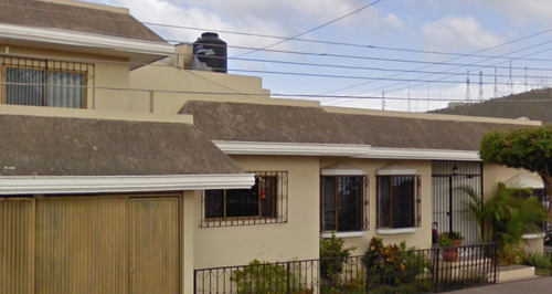 Casa En Venta, Recuperación Bancaria, Col. Las Fuentes, Los Mochis, Sinaloa. Laab2
