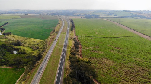 Excelente Fazenda Para Venda Em Itapetininga-sp, Com 244 Alqueires, Formada Em Cana, Frente Para Rodovia Castelo Branco, Rica Em Agua, Rio Nos Fundos - Fa00084 - 69245340