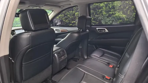 Nissan Pathfinder 3.5 R52 Exclusive