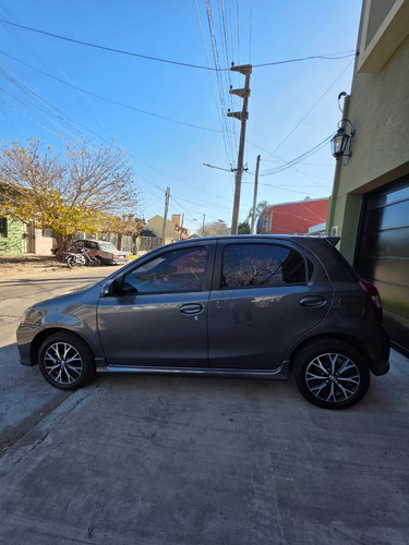 Toyota Etios 1.5 Xls At