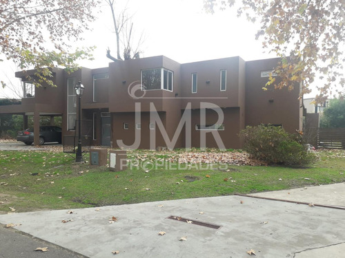 Jmr Propiedades | Barrio Sausalito | Moderna Casa En Venta