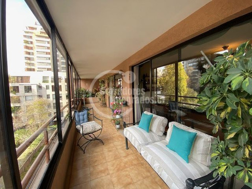 Departamento En Venta De 4 Dorm. En Providencia