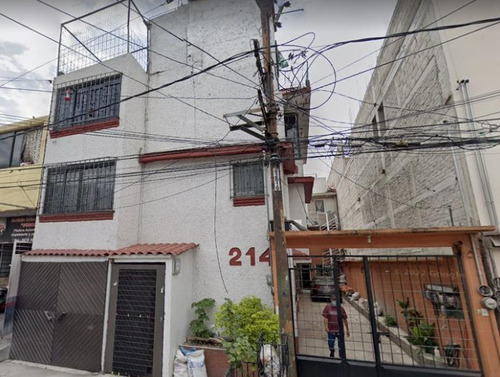 Inmejorable Remate Bancario, Casa A La Ventaa En Coapa. No Creditos