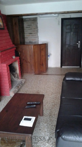 Casa Venta Malvin Norte 3 Dormitorios 2 Baños Con Patio, Parrillero Y Cochera- Ref: 668