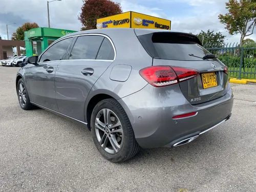 Mercedes Benz A200 1.3 Progressive