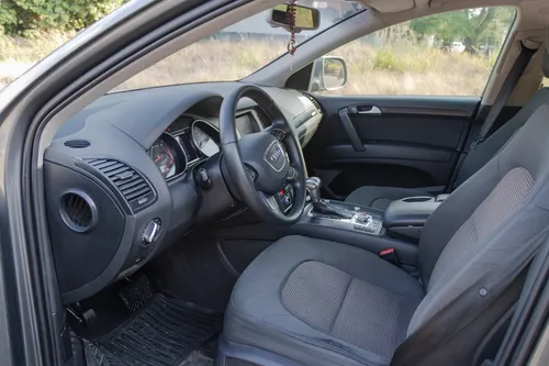 Audi Q7 V6 3.0 Tdi Quattro Attraction