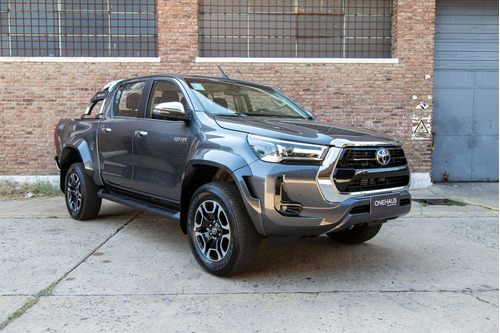 Toyota Hilux Pick-up 2.8 Cd Srx 204cv 4x4 At