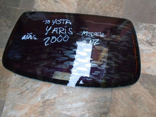 Imagen 1 de 2 de Vendo Vidrio Trasero De Toyota Yaris,  Año 2000, Sedan