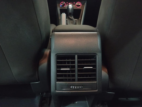 Volkswagen Virtus 1.6 MSI TOTAL FLEX AUTOMÁTICO