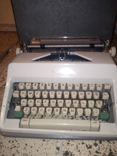 Maquina De Escribir Olympia 1960