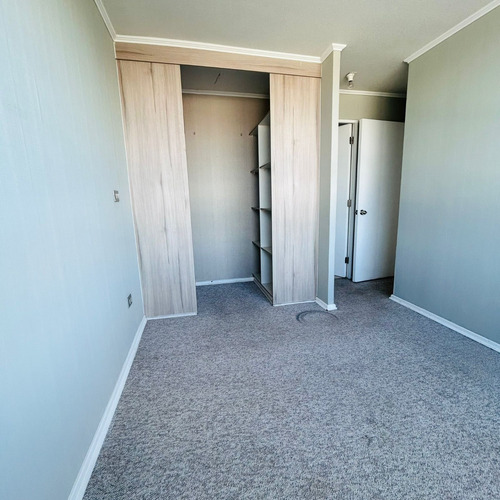 Venta , La Granja 3 Dormitorios 1 Baño, Terraza Codkt