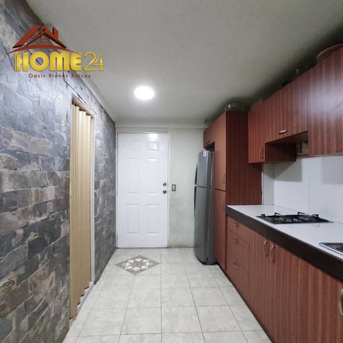 Imagen 3 de 14 de Apartamento Duplex. Res. Doral Beach.