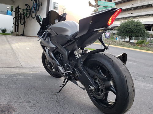 Yamaha R6 2018