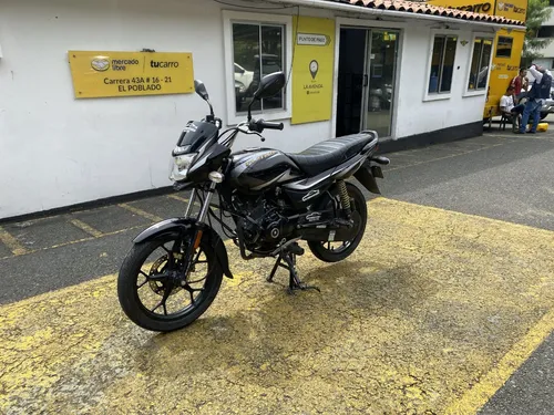 Bajaj Platino 125 2023