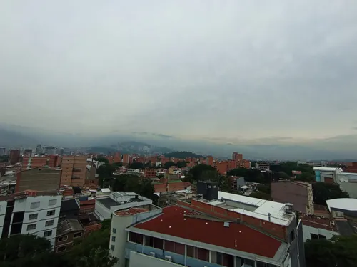 Arriendo Apartaestudio En Laureles