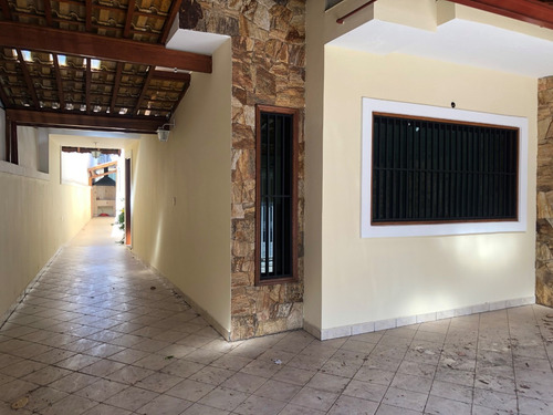 Sobrado-210m² ,4 Dorm(2 Suítes),3 Vagas-jd Peri Peri - Fl45