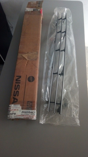 Moldura Inferior Parachoque Del L 31