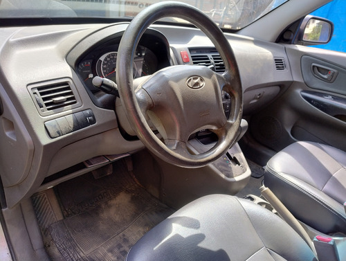 Hyundai Tucson 2.0 Gls 4x2 Aut. 5p