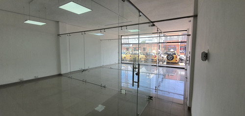 Imagen 5 de 8 de Oficinas En Zona Industrial De Montevideo - Bogotá