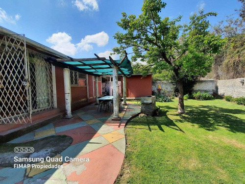 Imagen 2 de 30 de Casa Con Gran Terreno En Barrio Residencial De La Reina