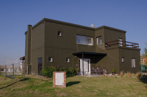 Imagen 3 de 20 de Casa En Venta En El Canton Golf