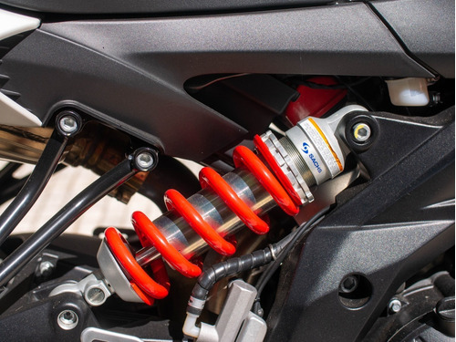 Imagen 22 de 25 de Aprilia Shiver 900cc 95cv Permuta Concesionario Oficial