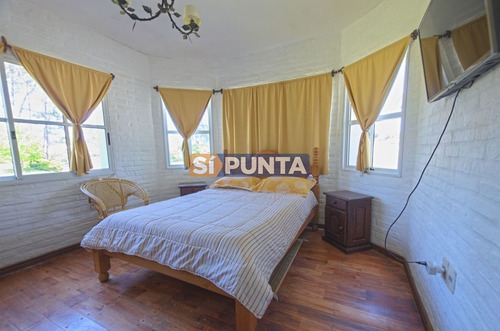 Imagen 12 de 30 de Casa En La Arbolada A La Venta