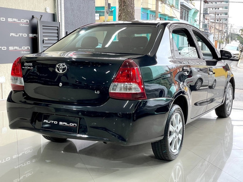 Imagem 4 de 15 de Toyota Etios 1.5 X Plus Sedan 16v 2019
