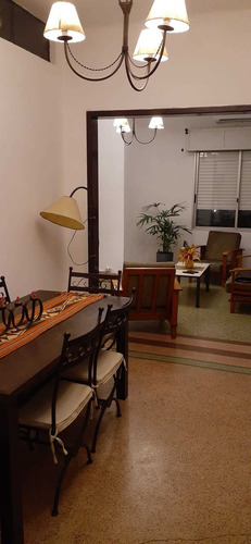 Imagen 2 de 14 de Casa De Altos 3 Dormitorios-2 Baños-terraza Tres Cruces!!