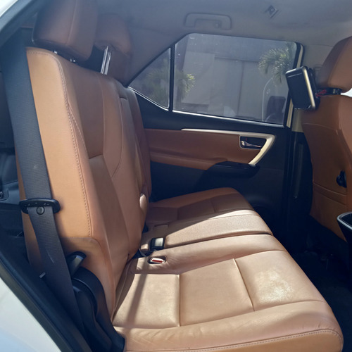 Toyota Fortuner Dubai 4.0