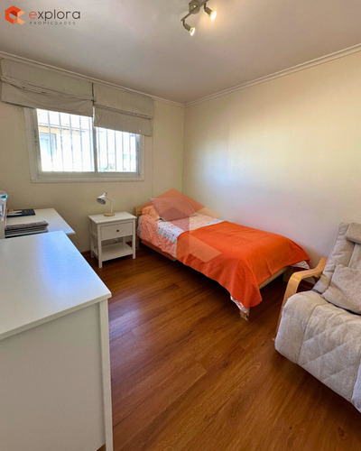 Casa En Venta Sector Las Rosas, Viña Del Mar, 4d 3b 2e