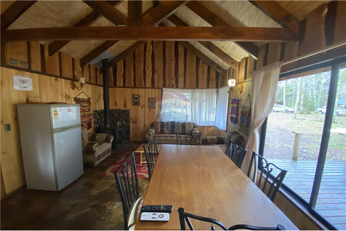 Parcela 8.700 M2 Con 6 Cabañas Equipadas Pucon