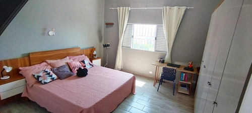 Oportunidade De Investimento - Sobrado Com 2 Suites Amplas