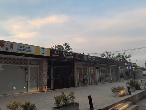 Imagen 4 de 11 de Local En Villa Del Haras Escobar. Ultimo En Venta. Retasado.!!!!!!!!!