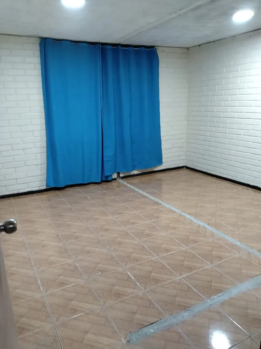 Imagen 5 de 5 de Departamento 2 Dormitorios Amplios Un Baño Buen Sector